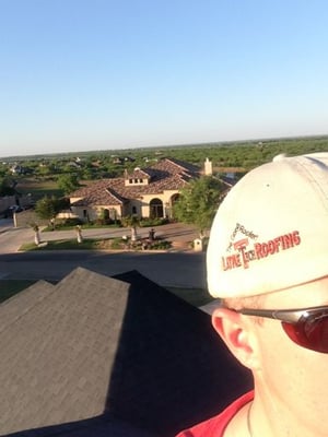 Layne Tech Roofing Logo