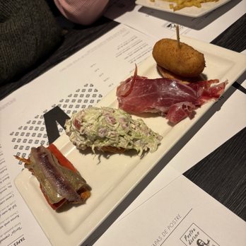 VINITUS - Updated July 2025 - 1417 Photos & 428 Reviews - Carrer Del ...