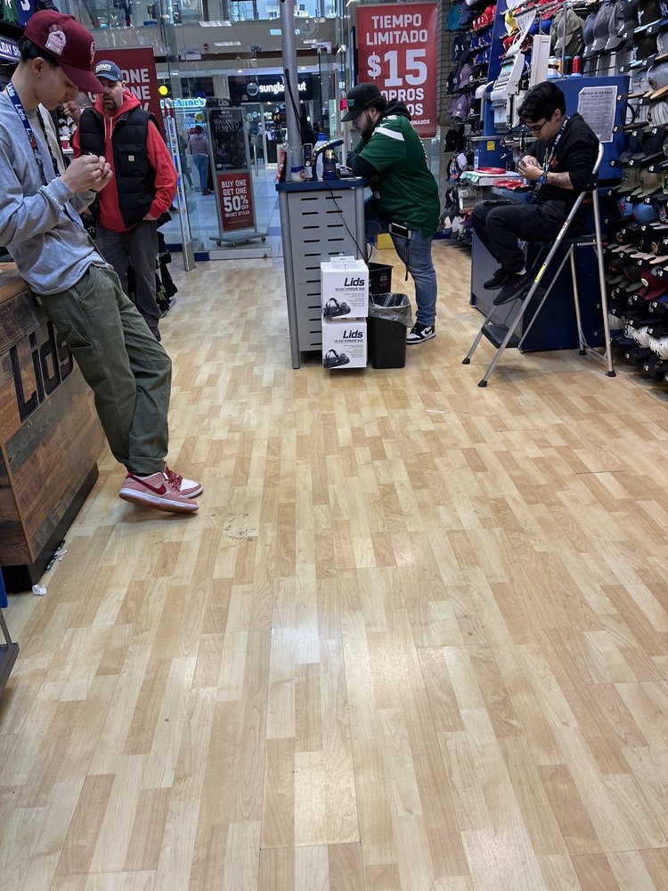 LIDS Updated August 2024 10 Reviews 30 Mall Dr W, Jersey City