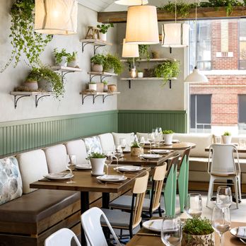 1 Kitchen - Interior Dining - Cocktail Bars Near Me - Toronto, Ontario