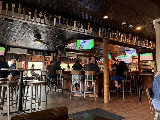 Bridge View Tavern by null