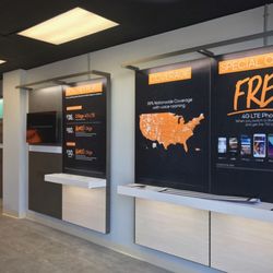 Boost Mobile - Boost mobile Santa Ana 1055 w. 1st st Santa Ana