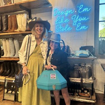 Kemo Sabe Round Top - Amazing , friendly and very "patient"  staff .  Secured my own customized Kemosabe hat and my own carrying / storage hat box! - Hats Near Me - Round Top, Texas