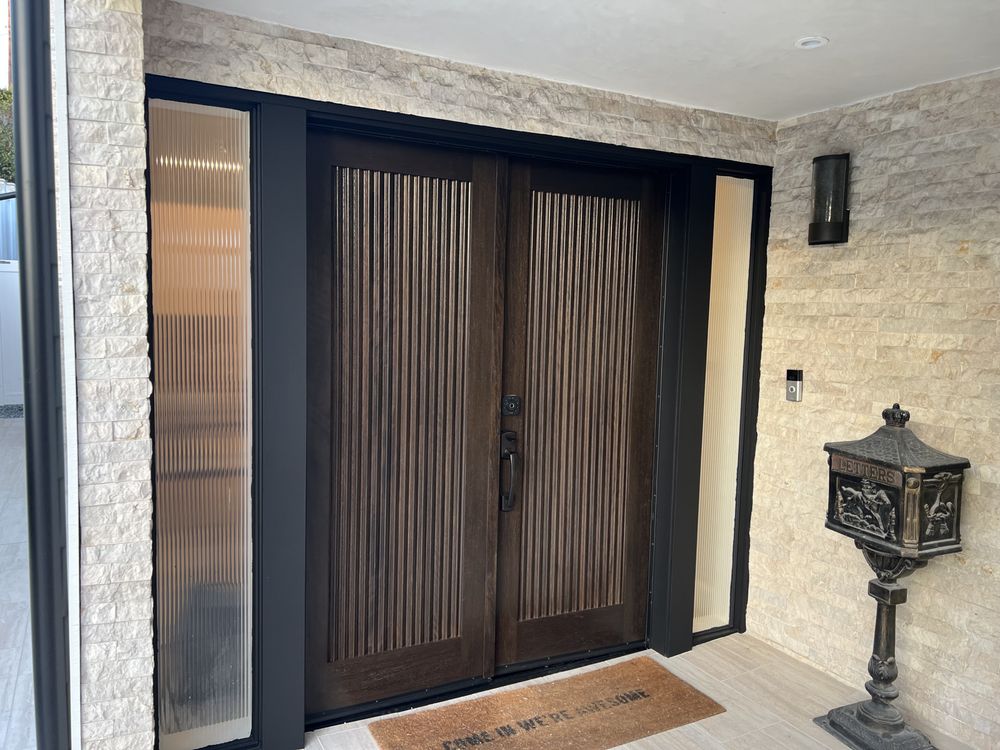 Slide of Select Home Builders