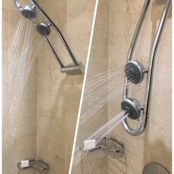 JW Marriott Grand Rapids - Multiple soothing shower options available. - Hotels Near Me - Grand Rapids, Michigan JW Marriott Grand Rapids - Multiple soothing shower options available. - Hotels Near Me - Grand Rapids, Michigan