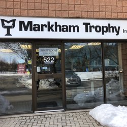 Trophy - Main entrance