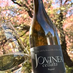 Jovinea Cellars Tasting Room