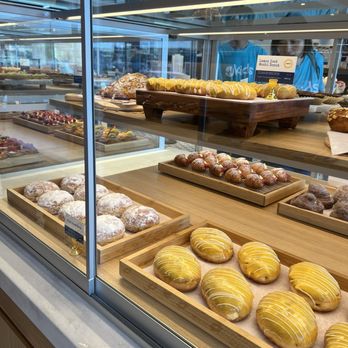 Paris Baguette - More bake goods - Bakeries Near Me - Houston, Texas