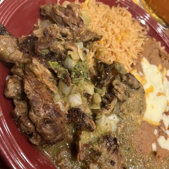 El Zarape - Steak con salsa verde - Mexican Near Me - Atlantic Beach, North Carolina El Zarape - Steak con salsa verde - Mexican Near Me - Atlantic Beach, North Carolina