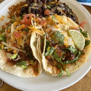 Milagros Food - Mahi mahi tacos - Tex-Mex Near Me - Paia, Hawaii Milagros Food - Mahi mahi tacos - Tex-Mex Near Me - Paia, Hawaii