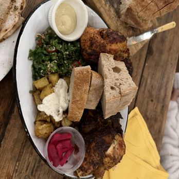 Ojai Rotie - Pick Up Picnic for 4 - French Near Me - Ojai, California Ojai Rotie - Pick Up Picnic for 4 - French Near Me - Ojai, California