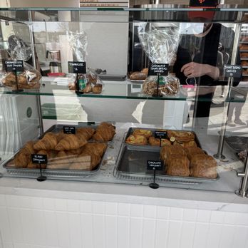 Arsicault Bakery - Display 3/4 - Bakeries Near Me - San Francisco, California Arsicault Bakery - Display 3/4 - Bakeries Near Me - San Francisco, California