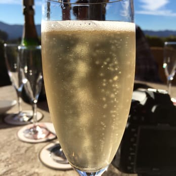 Mumm Napa - Wine Tasting Room Near Me - Rutherford, California