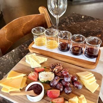 Balistreri Vineyards - My flight and cheese board - Wineries Near Me - Denver, Colorado Balistreri Vineyards - My flight and cheese board - Wineries Near Me - Denver, Colorado