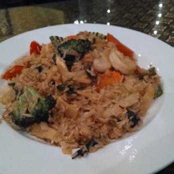 Sawasdee Thai Cuisine - Thai Basil Fried Rice with Shrimp - Thai Near Me - Mandeville, Louisiana Sawasdee Thai Cuisine - Thai Basil Fried Rice with Shrimp - Thai Near Me - Mandeville, Louisiana