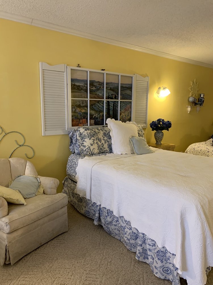 AZALEA HOUSE BED AND BREAKFAST 10 Photos 17744 Fm 1255, Canton