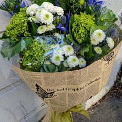Lavanda Flowers & Gifts - A lovely Mother's Day bouquet