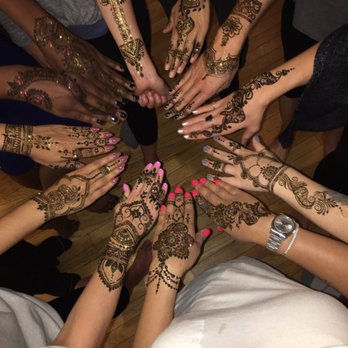 Henna By Ridz - Group hennah party! - Henna Artists Near Me