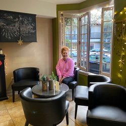 De Tierra Vineyards - The cozy tasting room