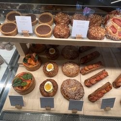 Yann Couvreur Patisserie