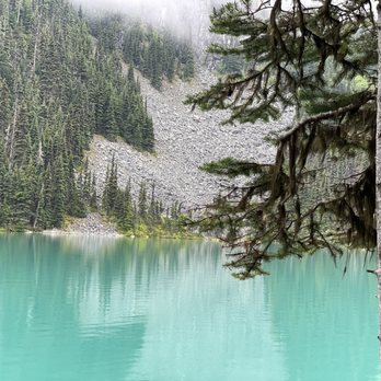 Joffre Lakes Provincial Park - Parks Near Me - Mount Currie, British Columbia