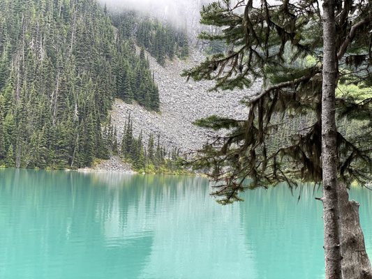 Joffre Lakes Park by null