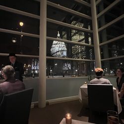 L'Etoile - Dining with view of the Capitol