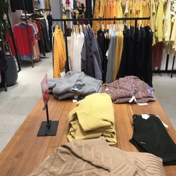 Aritzia