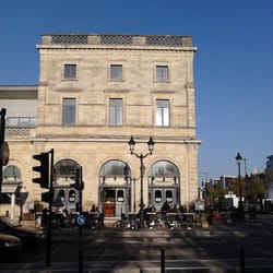 The Central Pub