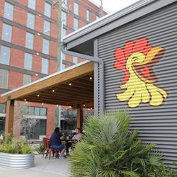 Kickin' Chicken - Downtown Charleston