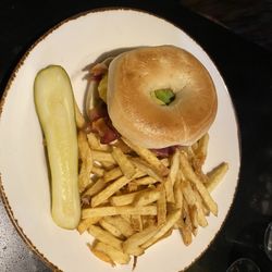 Toasted Oak Grill & Market - Avocado egg sandwich