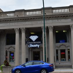 Countryside Jewelry - Located across from Commons Park in downtown Lake Mills