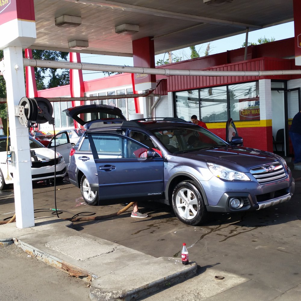 Globe Car Wash - Car Wash Near Me - Coraopolis, Pennsylvania Globe Car Wash - Car Wash Near Me - Coraopolis, Pennsylvania