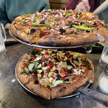 Black Rock Pizza - Captain Cook - Top: classic combo always a good safe choice Bottom: veggie head so good considering there's no meat! - Pizza Near Me - Captain Cook, Hawaii