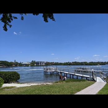 Bay Oaks Condominium - Intercoastal Waterway May 2021 - Apartments Near Me - Sarasota, Florida
