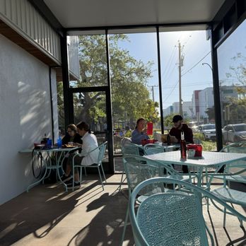 Toasted Mango Cafe - Porch - Cafes Near Me - Sarasota, Florida