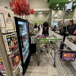 Publix Super Markets - 10 Items......Snowbirds!! SMH!!