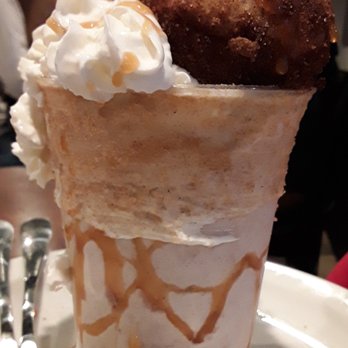 Grace - Cinnamon milk shake - Pizza Near Me - Alvin, Texas