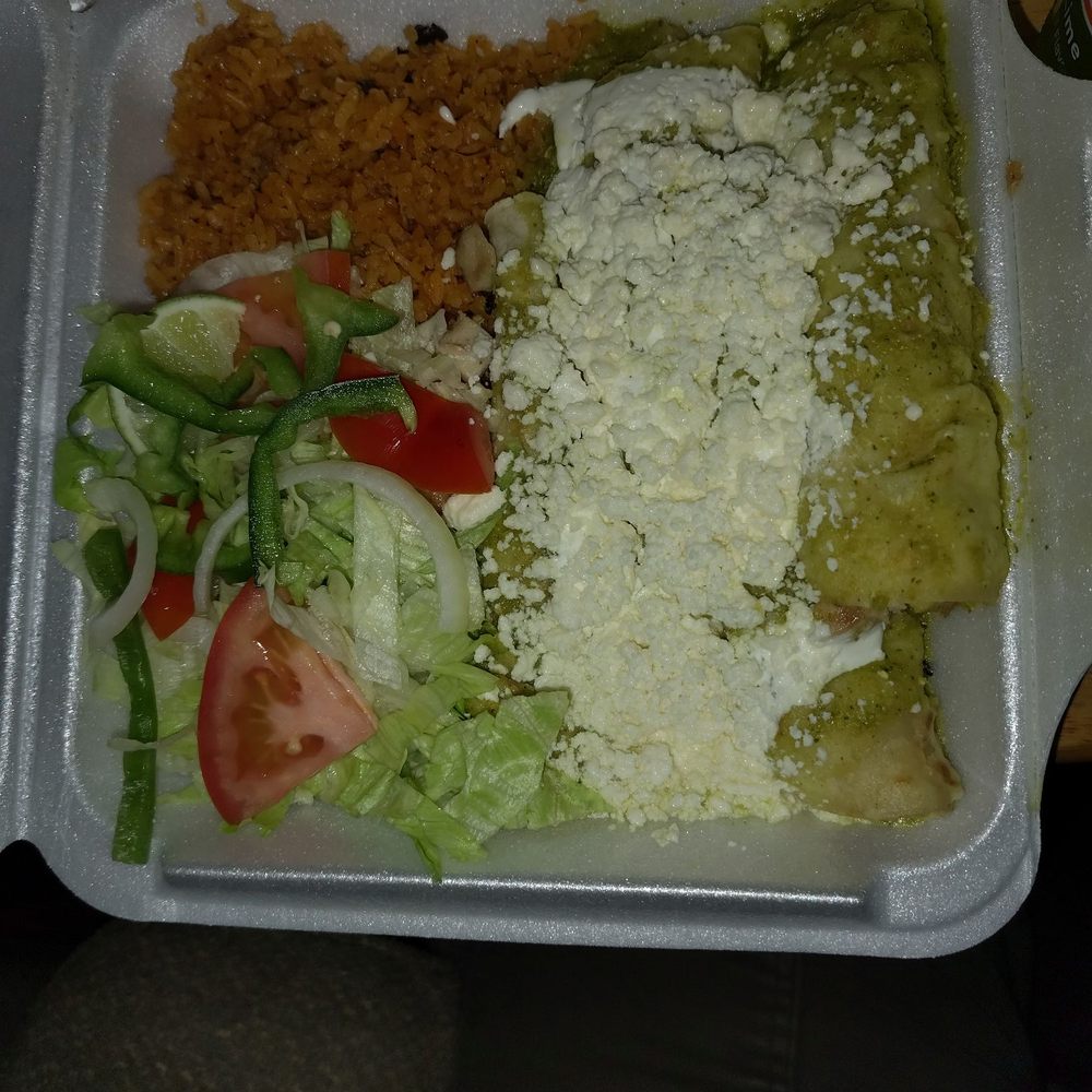 Garibaldi's - Chicken enchilada. Very very tasty - Mexican Near Me - Willimantic, Connecticut Garibaldi's - Chicken enchilada. Very very tasty - Mexican Near Me - Willimantic, Connecticut