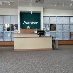 Pearle Vision - Front desk