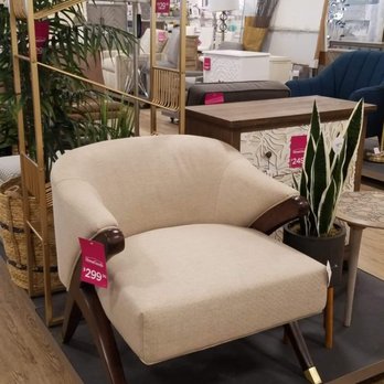 HomeGoods - Chair and accessories - Home Decor Near Me - Granbury, Texas