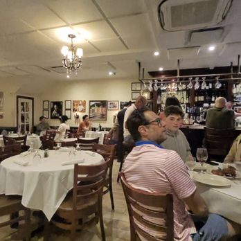 Monte's Trattoria - Dining area - Italian Near Me - New York, New York Monte's Trattoria - Dining area - Italian Near Me - New York, New York