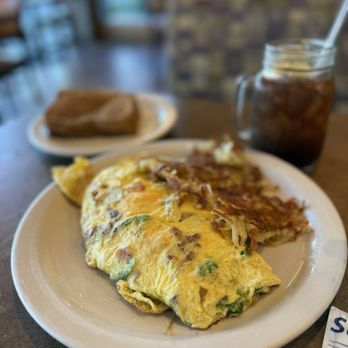 Bill's Cafe - Meat Lovers Omelette - Breakfast & Brunch Near Me - San Jose, California