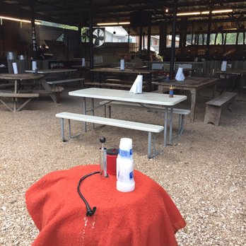 Snow's BBQ - Barbeque Near Me - Lexington, Texas Snow's BBQ - Barbeque Near Me - Lexington, Texas
