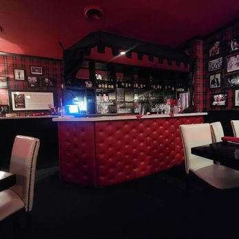 Campisi's Restaurant - The Club Bar - Italian Near Me - Dallas, Texas