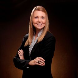 The Becky Weber Team - Re/max Living - Erin Helwig: Agent