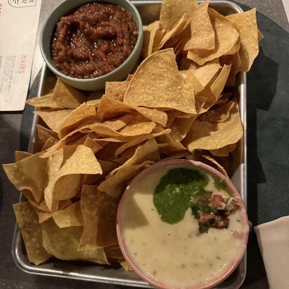 Creekhouse Kitchen & Bar - Chips and queso - New American Near Me - Wimberley, Texas Creekhouse Kitchen & Bar - Chips and queso - New American Near Me - Wimberley, Texas