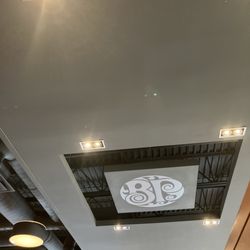 Boston Pizza - Roof