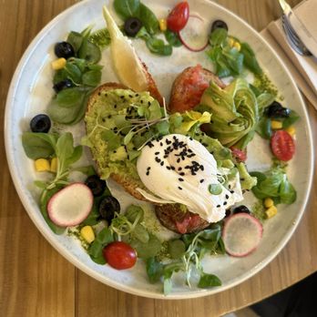 Brunchit - Eixample - Avocado toast with poached egg - Breakfast & Brunch Near Me - Barcelona, B