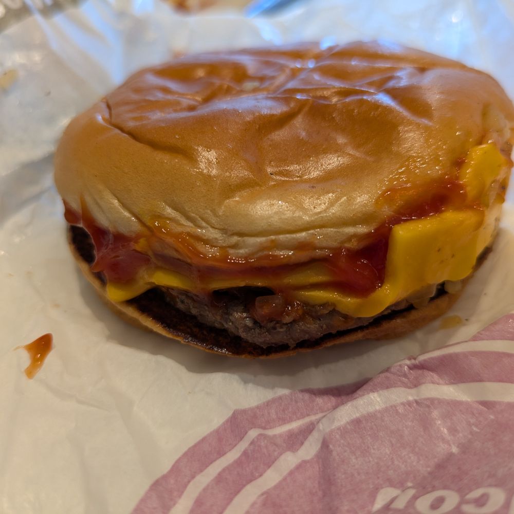McDonald's - Burger at the McDonald's in Festus - Fast Food Near Me - Festus, Missouri McDonald's - Burger at the McDonald's in Festus - Fast Food Near Me - Festus, Missouri